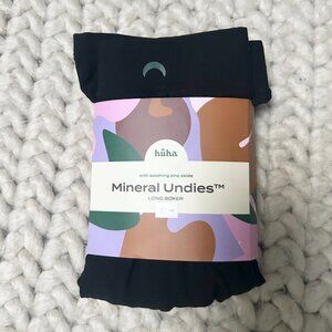 BRAND NEW: Huha Long Boxer Black